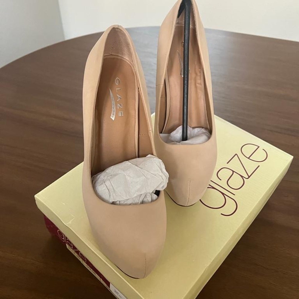 New nude suede shoes